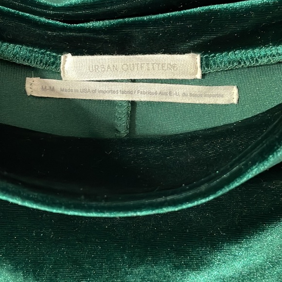 Urban outfitters green velvet bodycon dress. - Picture 6 of 7